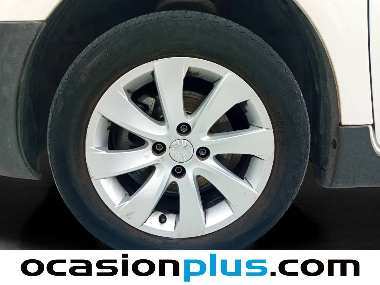 Foto Peugeot Partner Peugeot Partner Tepee Combi 1.6 BlueHDI Adventure Edition (100 CV)