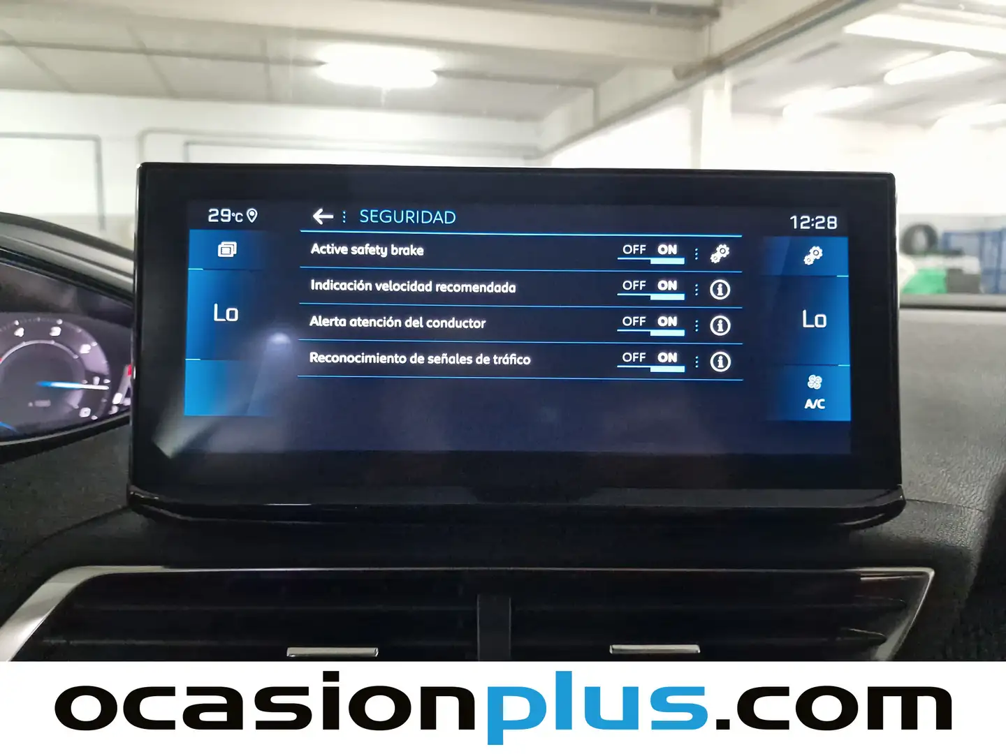 Foto Peugeot 3008 Peugeot 3008 BlueHDi 130 S&S Active Pack (130 CV)