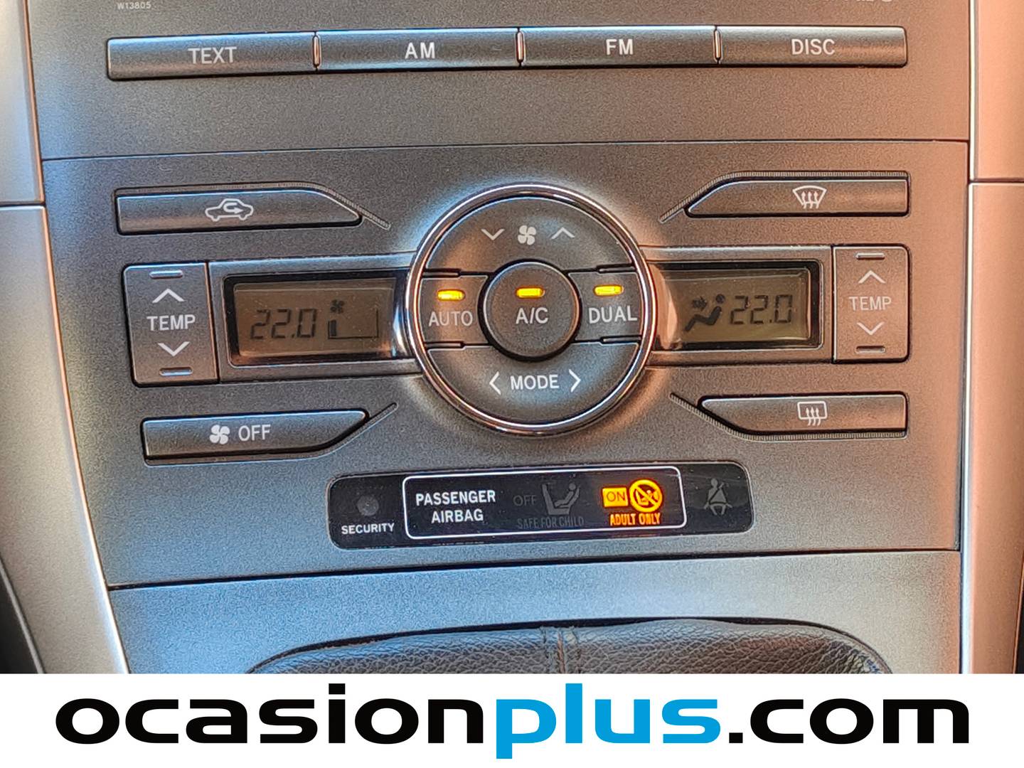 Acabados Toyota Auris Toyota Auris 1.4 VVT-I Luna (97 CV)