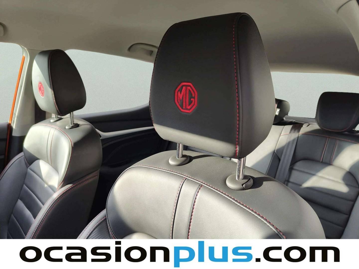 Extras y acabados del MG ZS MG ZS 1.0T Luxury Auto (111 CV)
