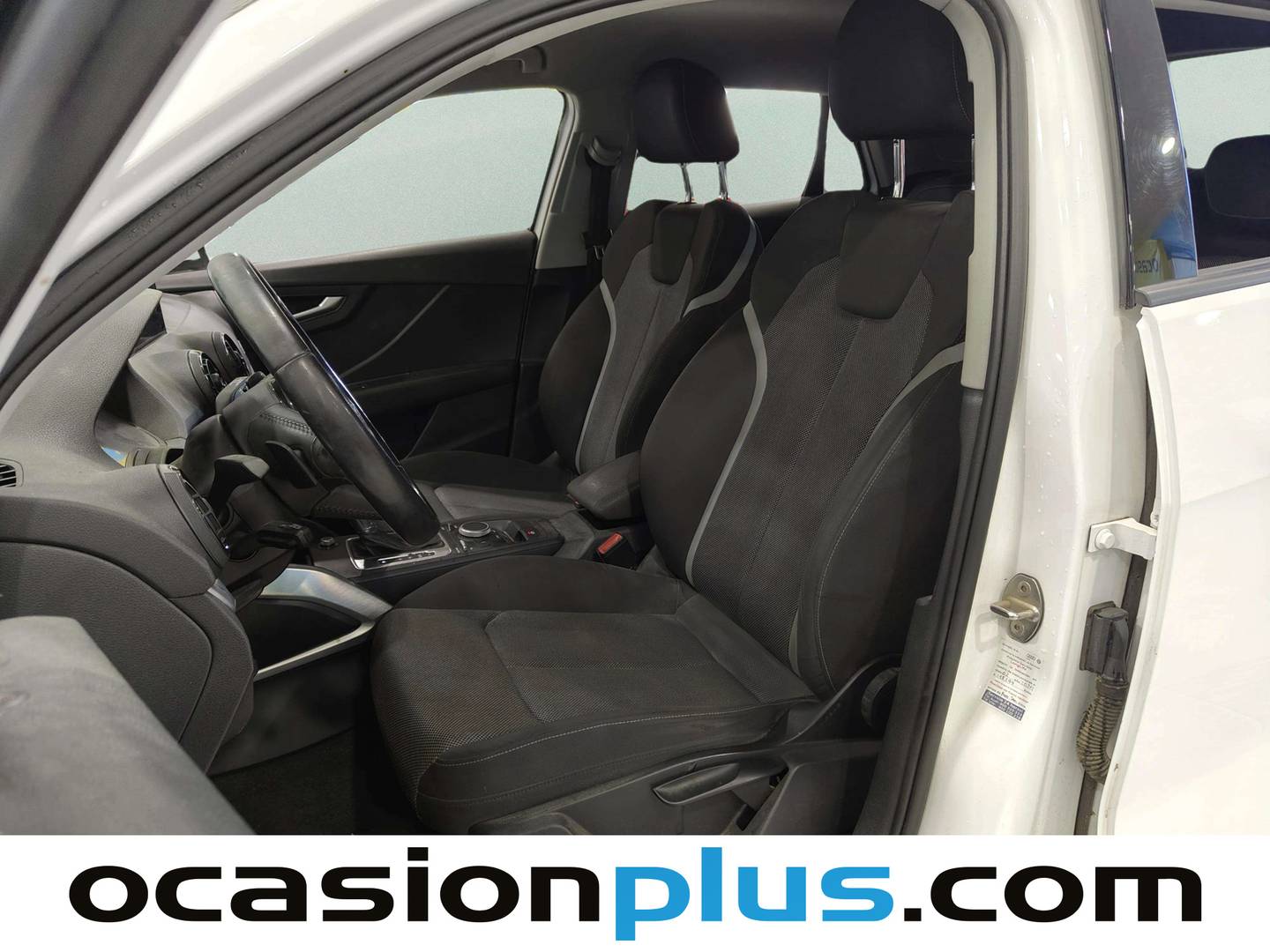 Foto asientos delanteros Audi Q2 Audi Q2 sport edition 1.6 TDI (116 CV) S tronic