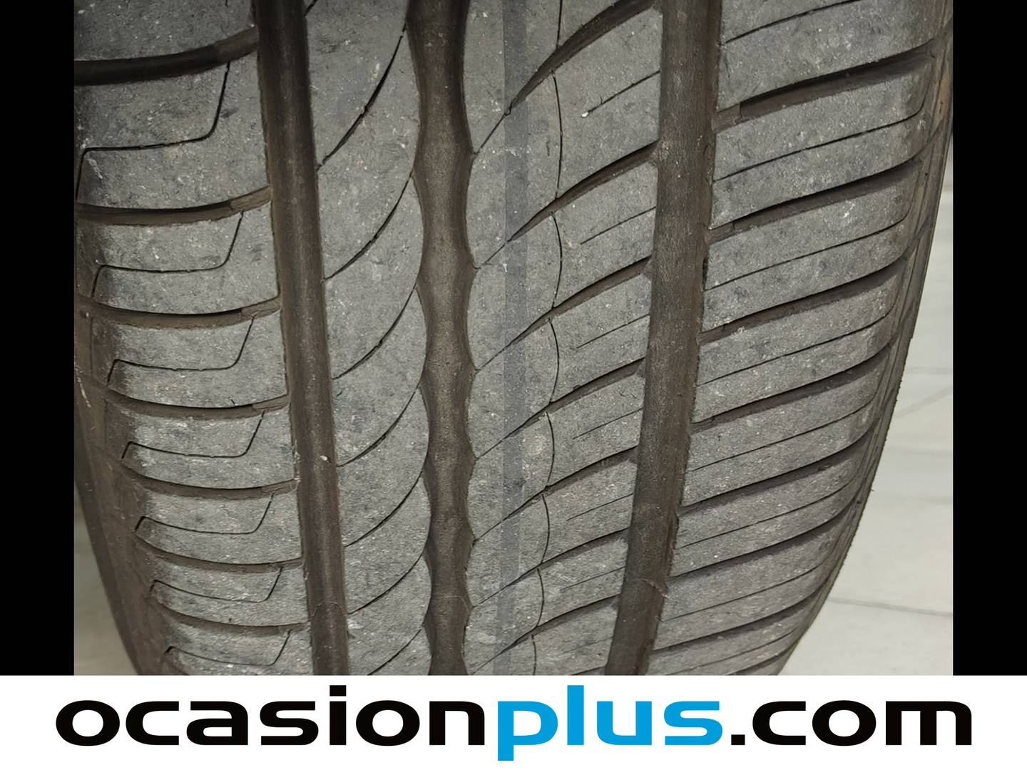 Foto Volkswagen Touran Volkswagen Touran Edition 1.6 TDI BMT (105 CV) DSG 7 Plazas