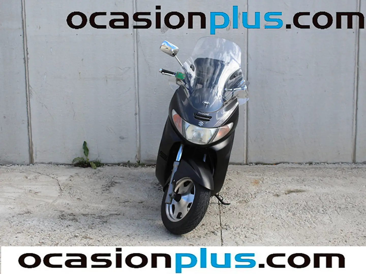 Foto Suzuki BURGMAN 400 Suzuki BURGMAN 400 400 (31 CV)