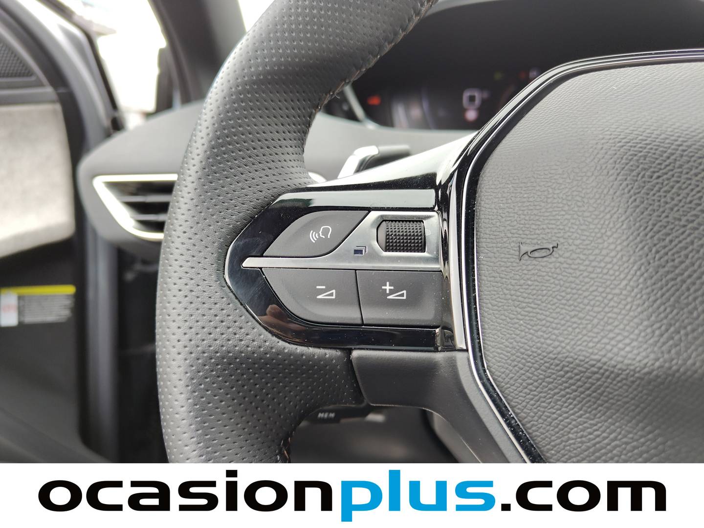 Foto Peugeot 3008 Hybrid Peugeot 3008 Hybrid GT eDCS6 (136 CV)