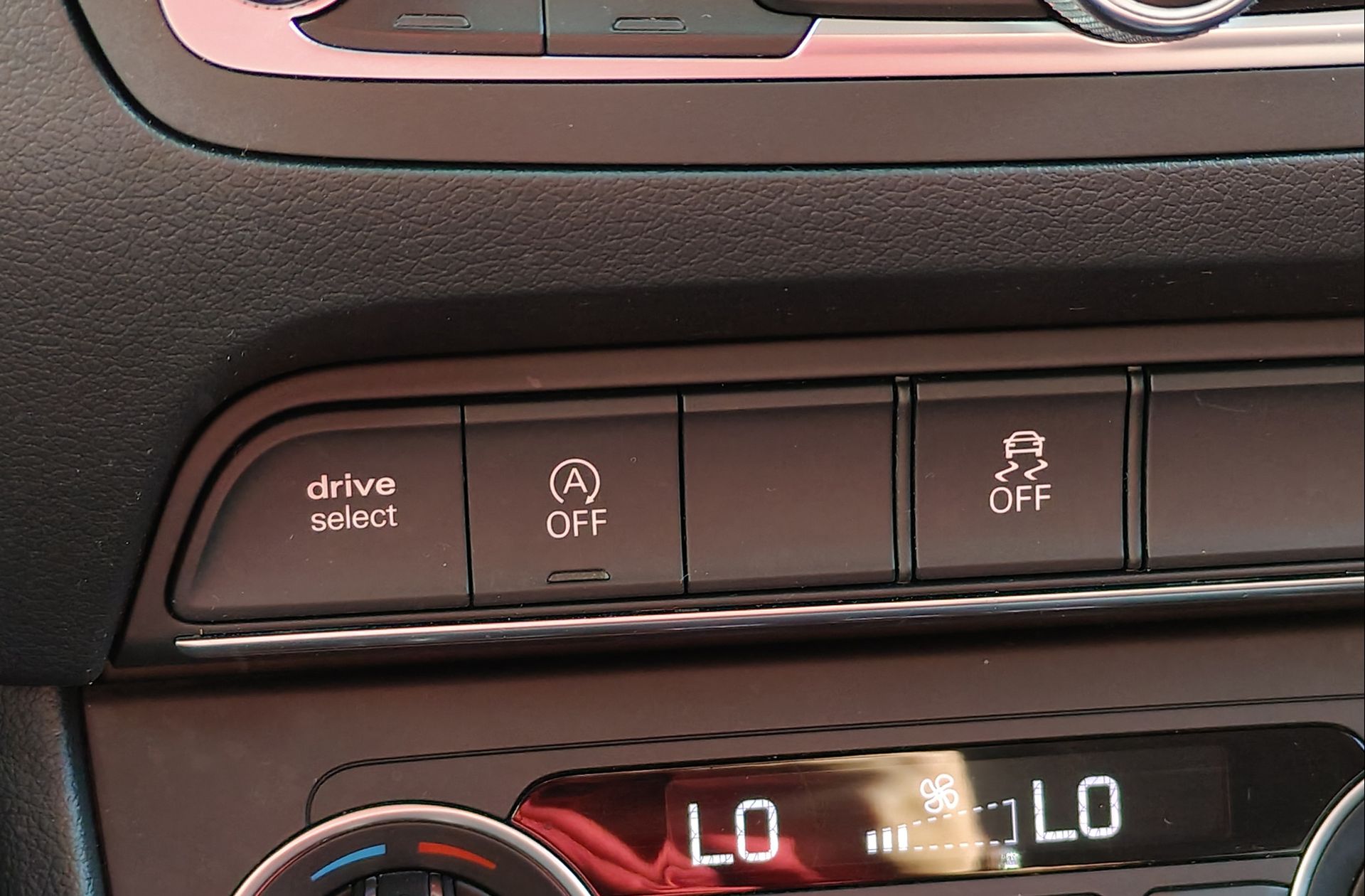Audi Q3 design edition 2.0 TDI - foto 8