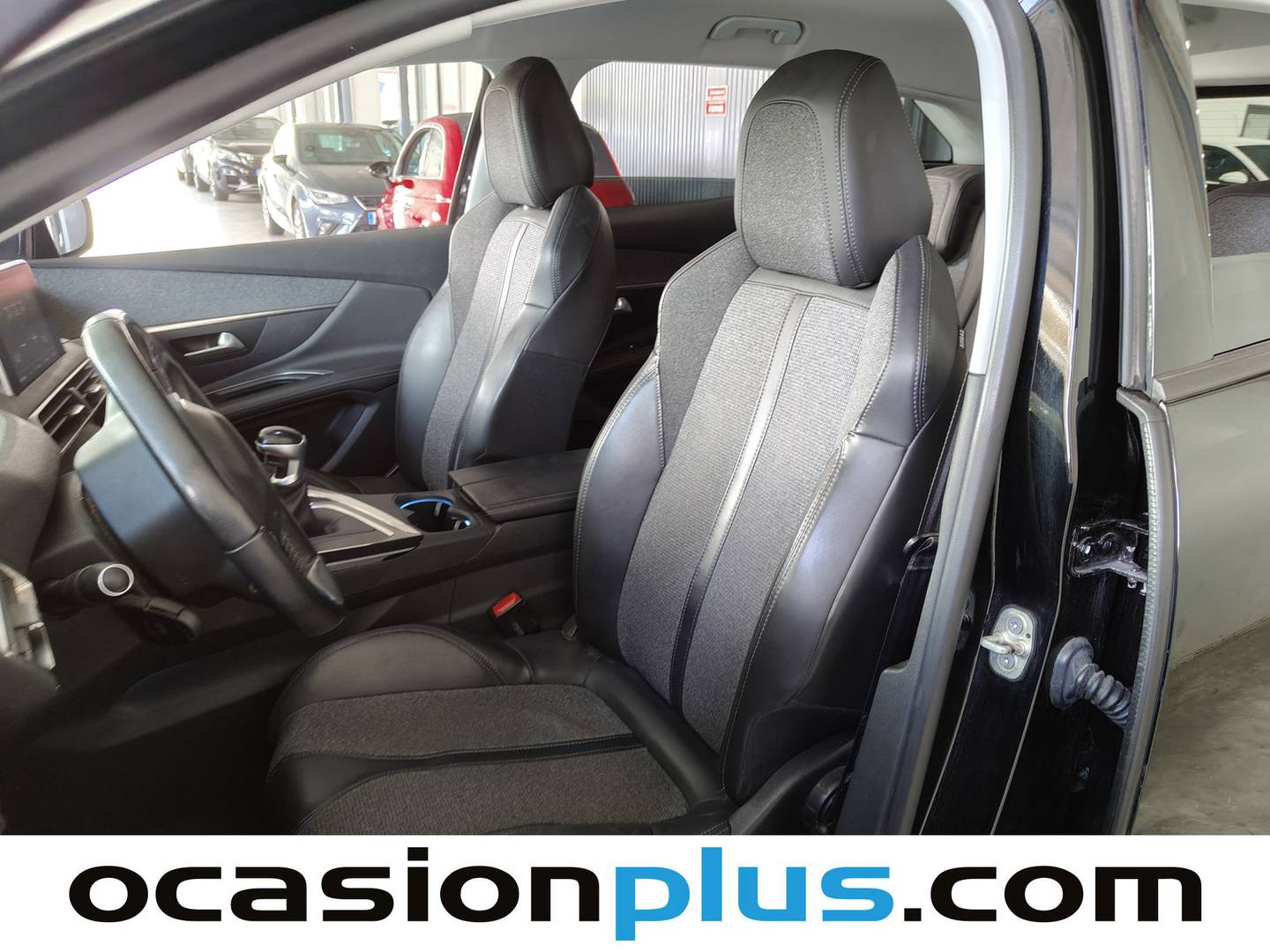 Foto Peugeot 3008 Peugeot 3008 PureTech 130 S&S Allure (130 CV)