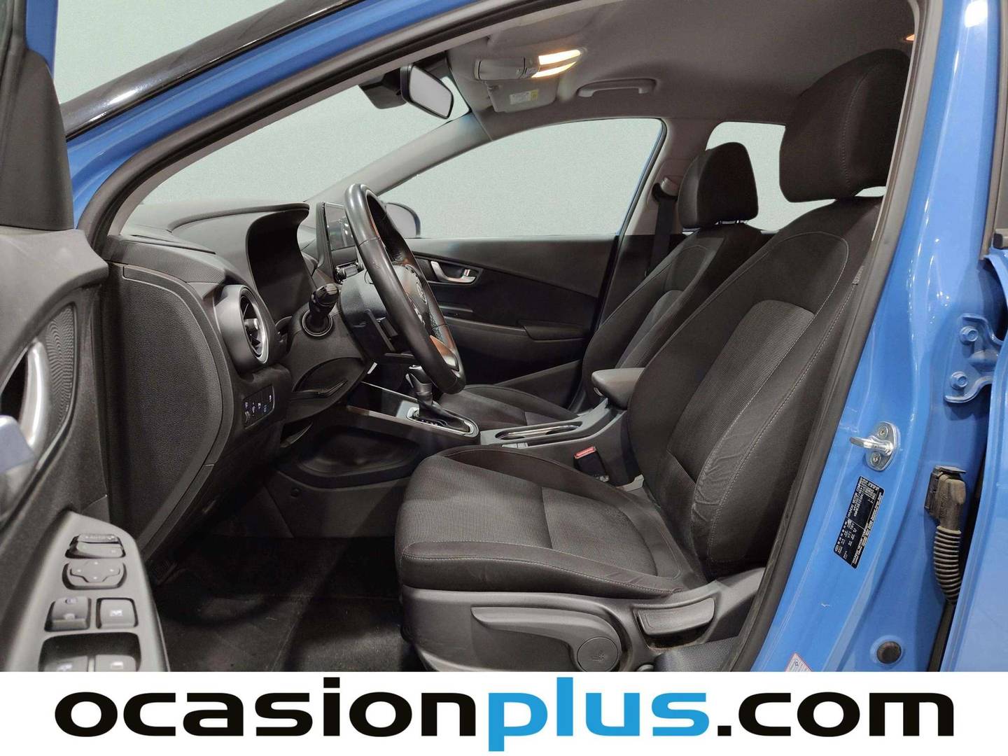 Foto asientos delanteros Hyundai Kona Hyundai Kona 1.6 GDI HEV Tecno 2C DCT (141 CV)