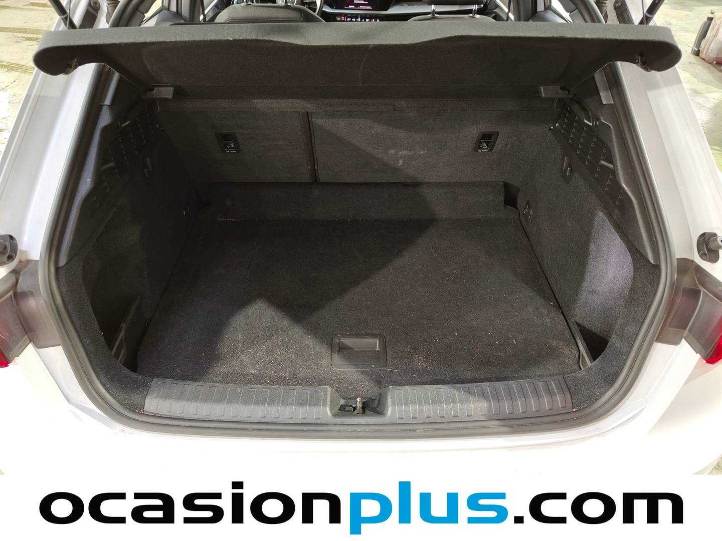 Foto Audi A3 Audi A3 Sportback Advanced 30 TDI (116 CV) siete plazas
