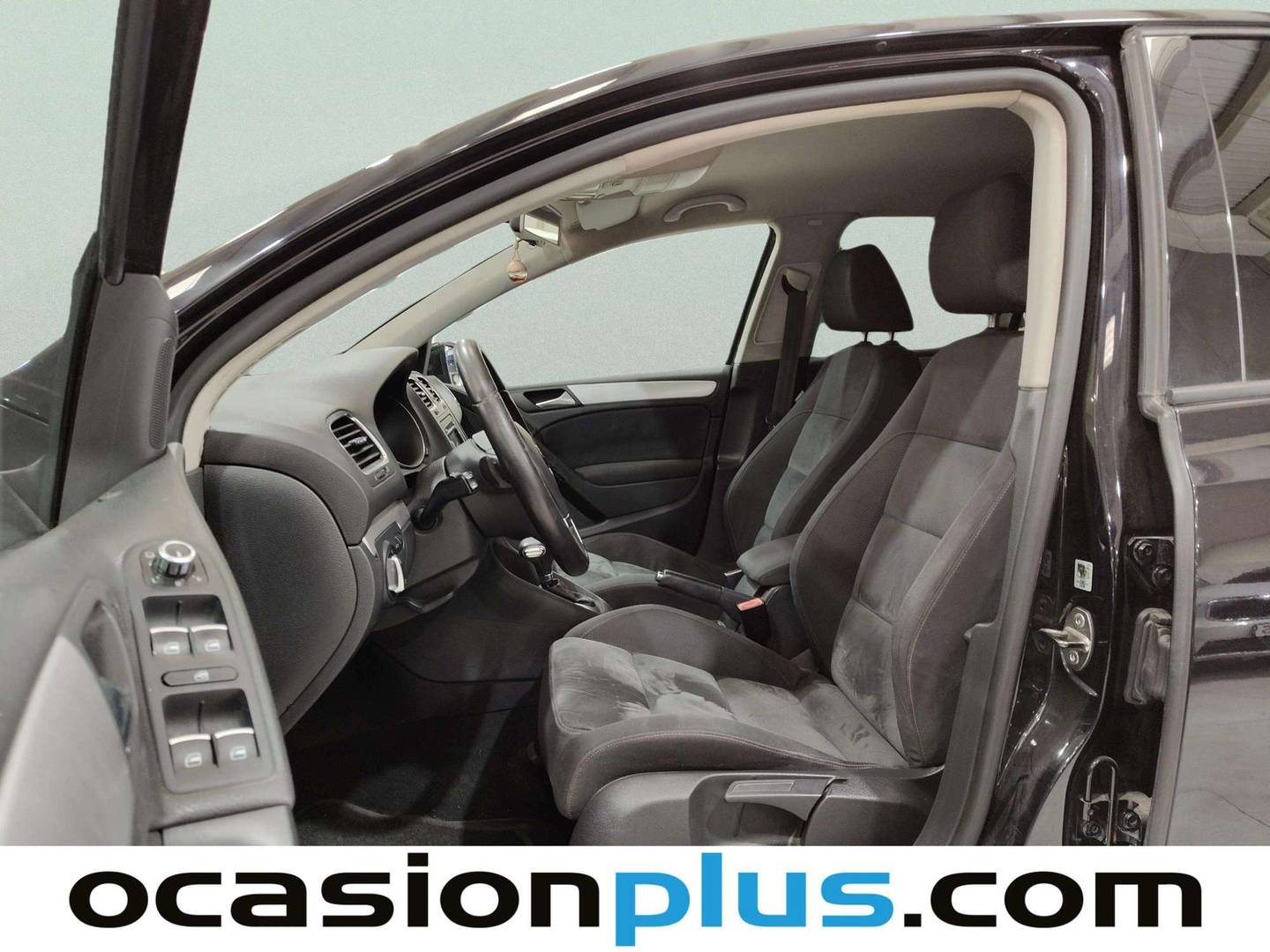Foto asientos delanteros Volkswagen Golf Volkswagen Golf Sport 1.4 TSI (122 CV) DSG