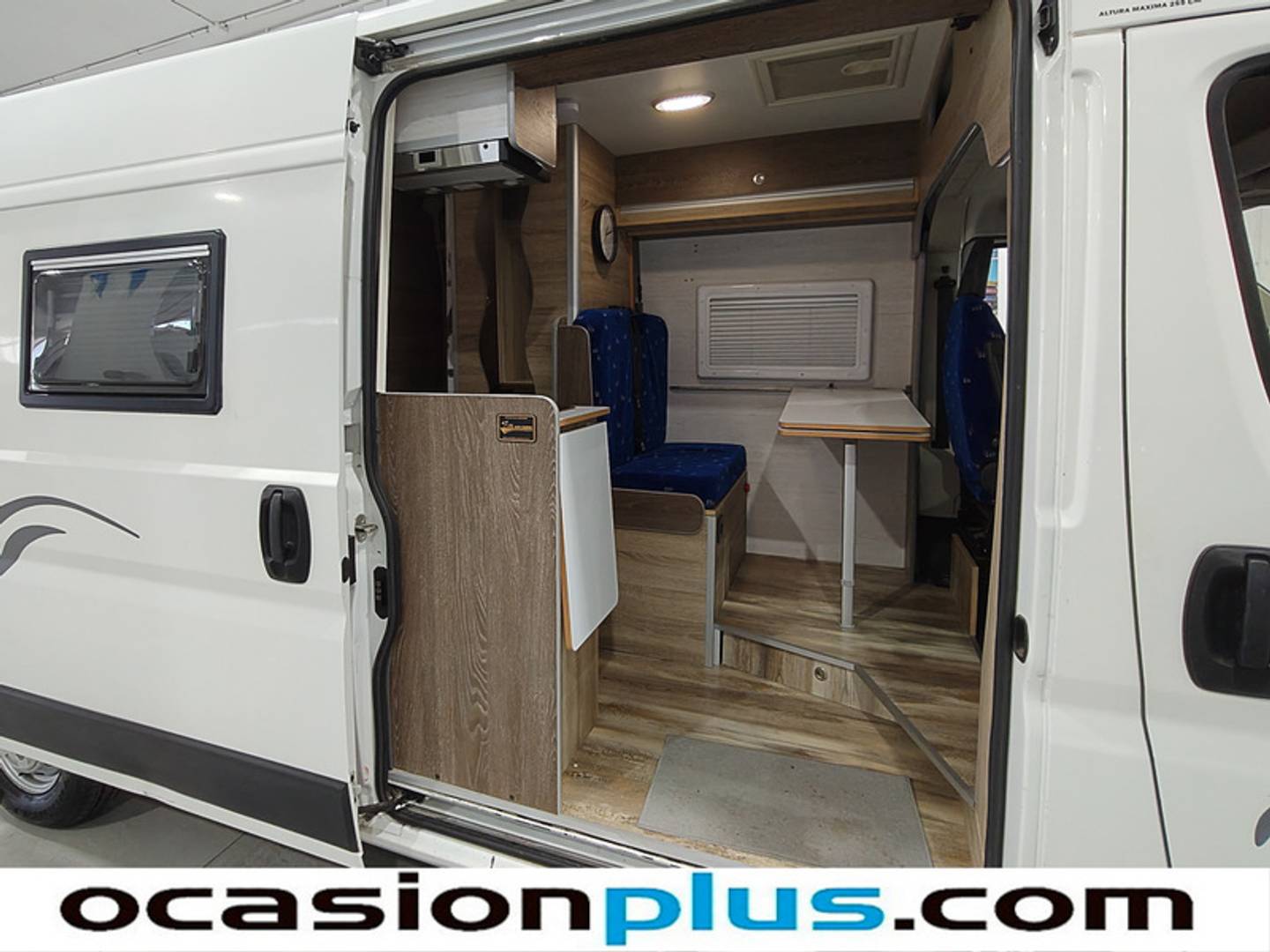 Foto Peugeot Boxer Peugeot Boxer Furgon BlueHDi 130 Pack 335 L3H2 (130 CV) Camperizada 4 Plazas