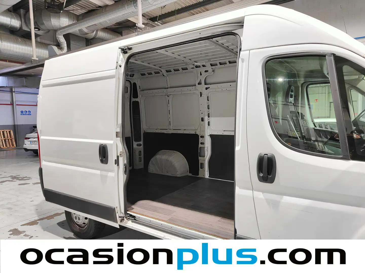 Foto Peugeot Boxer Peugeot Boxer Furgon BlueHDi 130 Pack 333 L2H2 (130 CV)