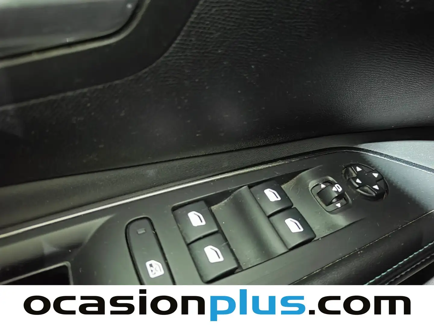 Foto Peugeot 5008 Peugeot 5008 BlueHDi 130 S&S Allure (130 CV) 7 Plazas