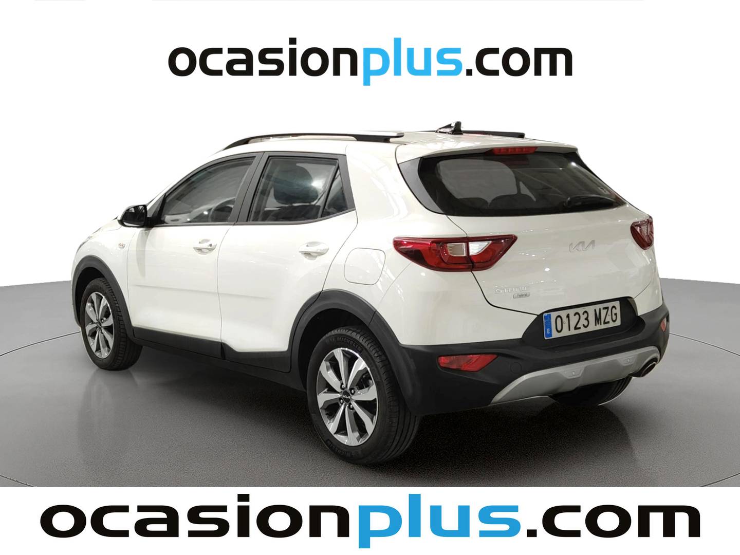 Foto trasera KIA Stonic KIA Stonic 1.0 T-GDi MHEV MT Concept (100 CV) izquierda
