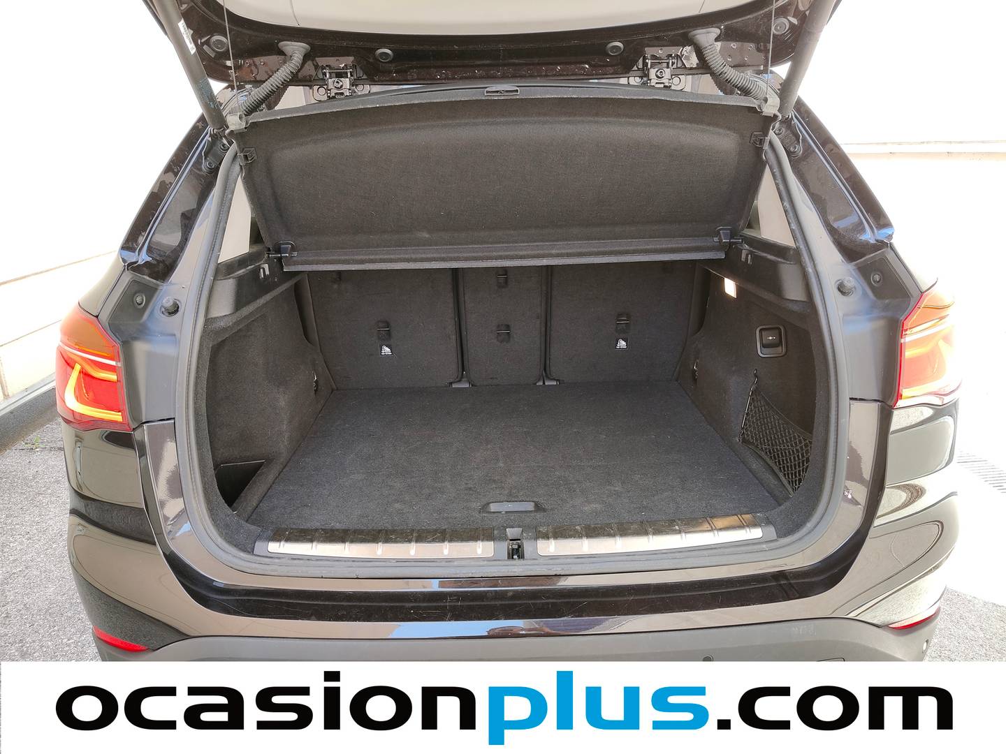 Fotos maletero BMW X1 BMW X1 sDrive18d (150 CV)