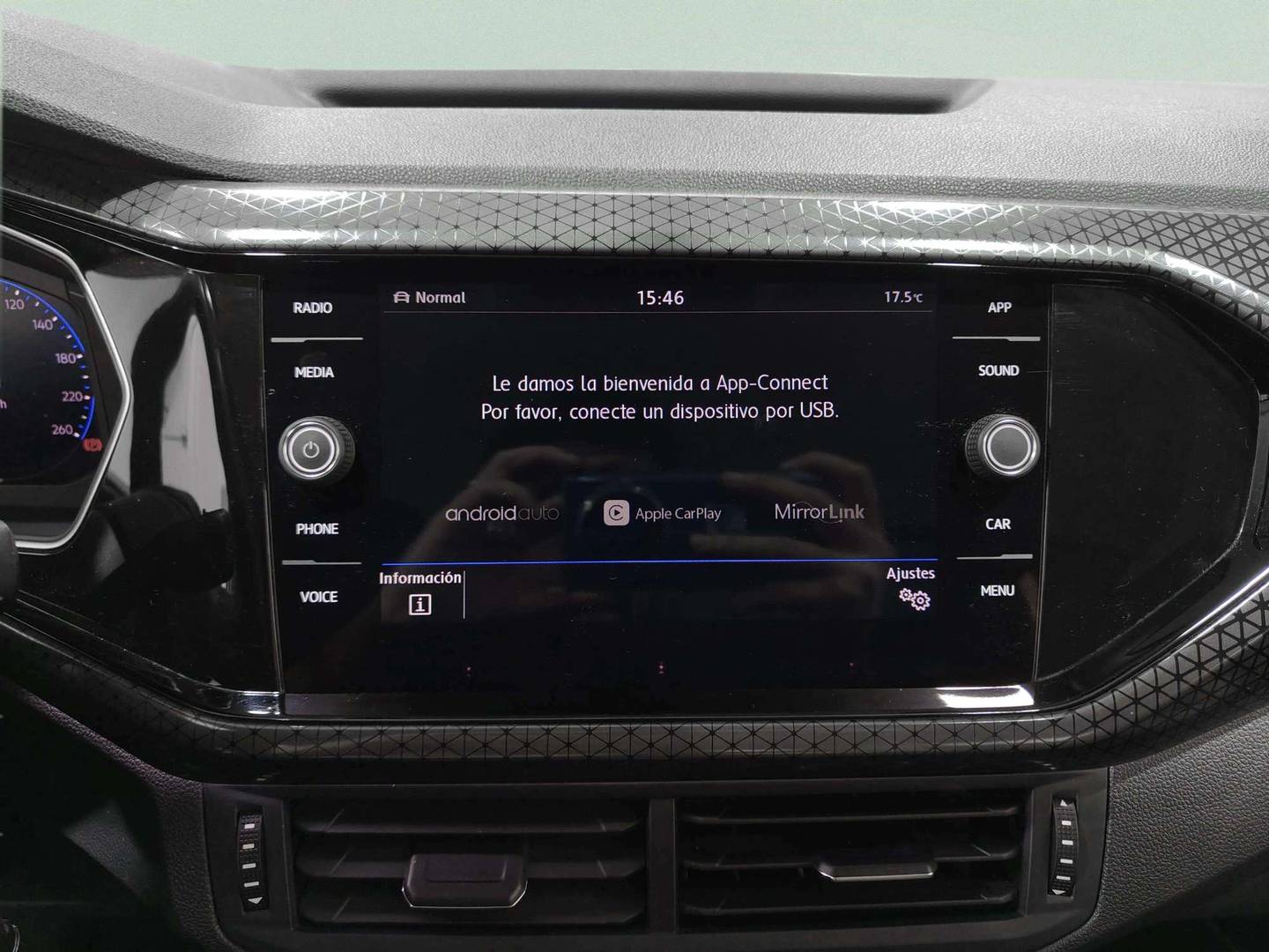 Equipamiento del Volkswagen T-Cross Volkswagen T-Cross Sport 1.5 TSI (150 CV) DSG