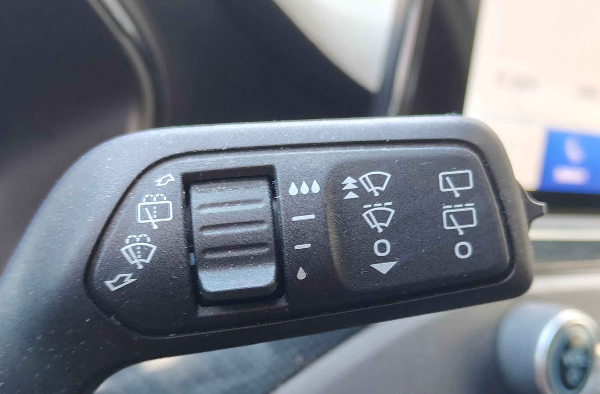 Ford Focus 1.0 EcoBoost ST-Line - foto 27