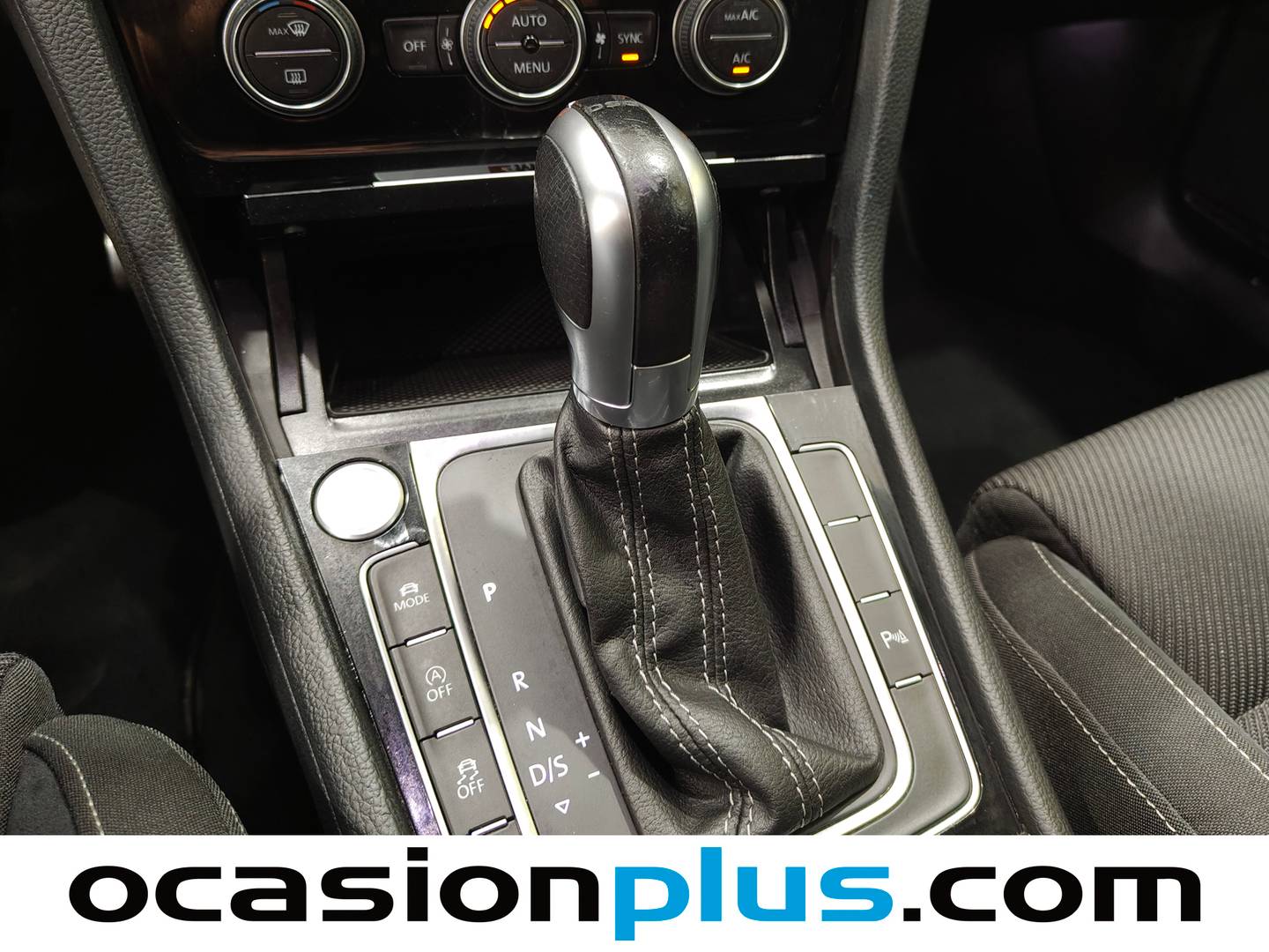 Volkswagen Golf Volkswagen Golf R 2.0 TSI 4Motion (310 CV) DSG de segunda mano