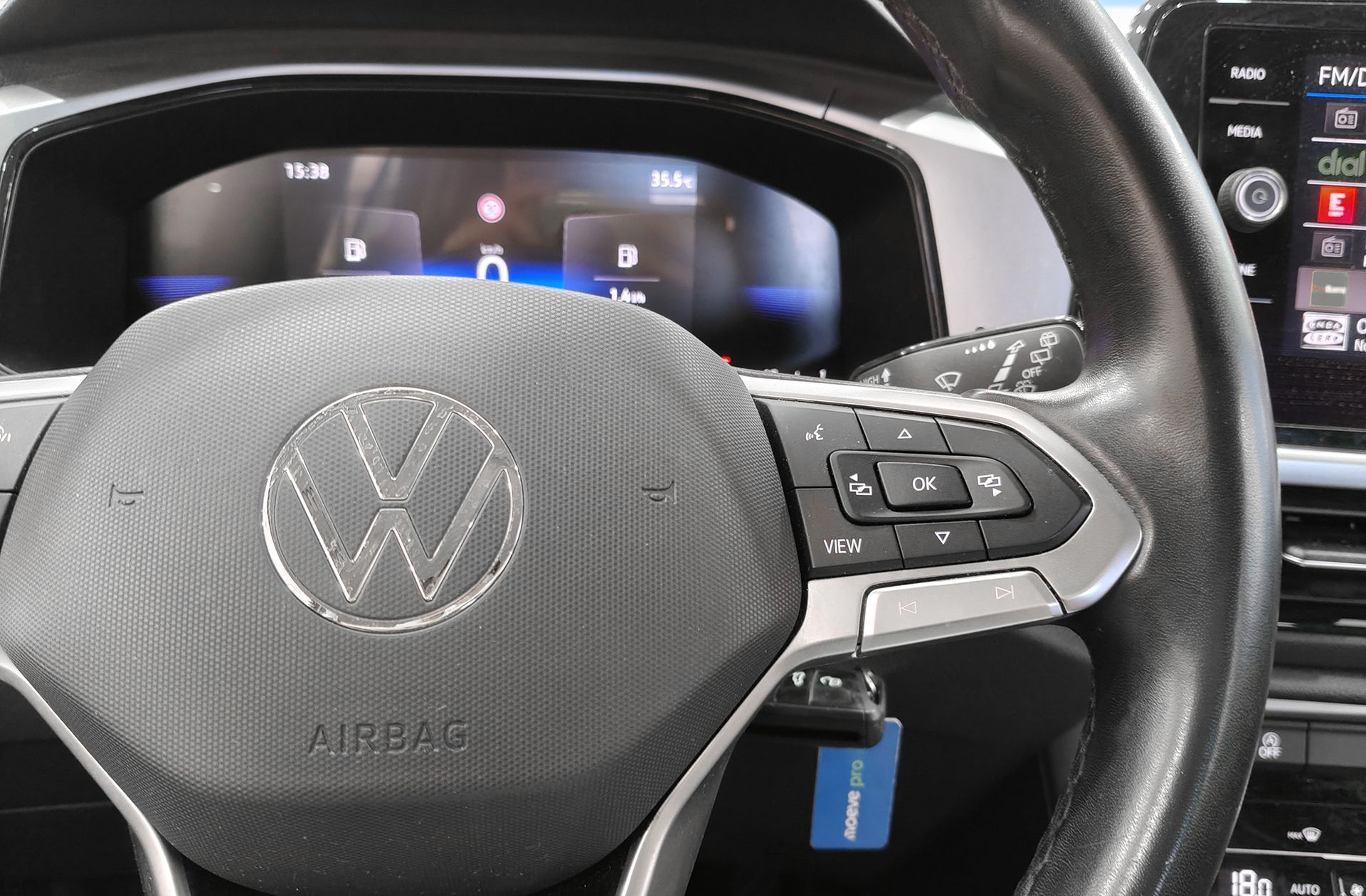 Volkswagen T-Roc Life 1.0 TSI - foto 29