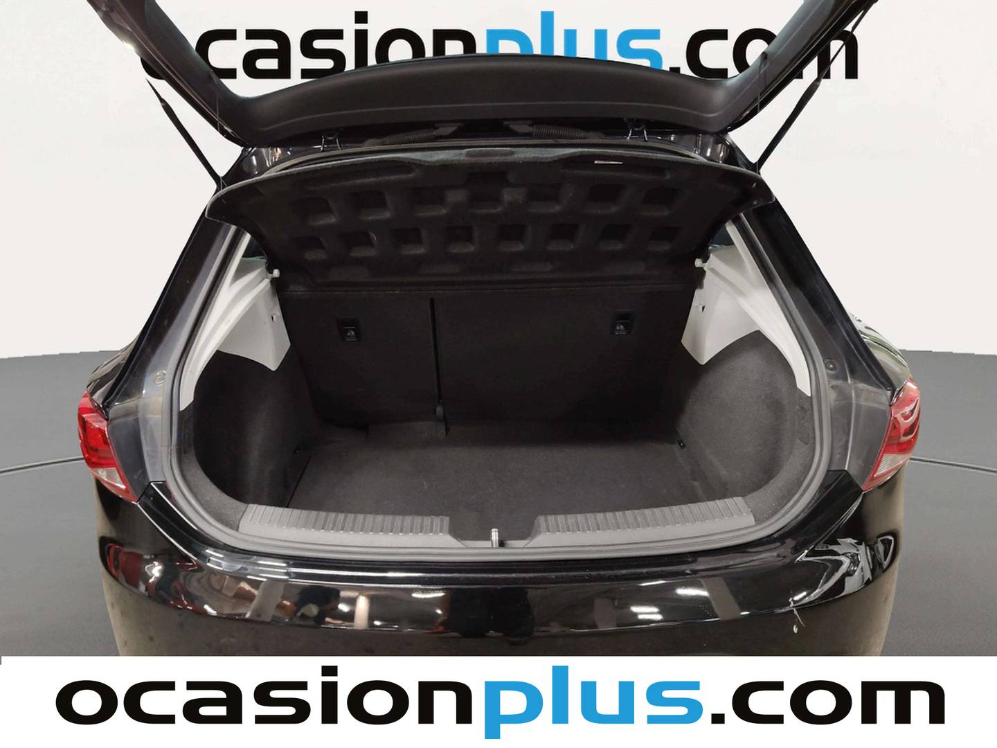 Fotos maletero Seat León Seat León SC 2.0 TDI S&S FR (184 CV)