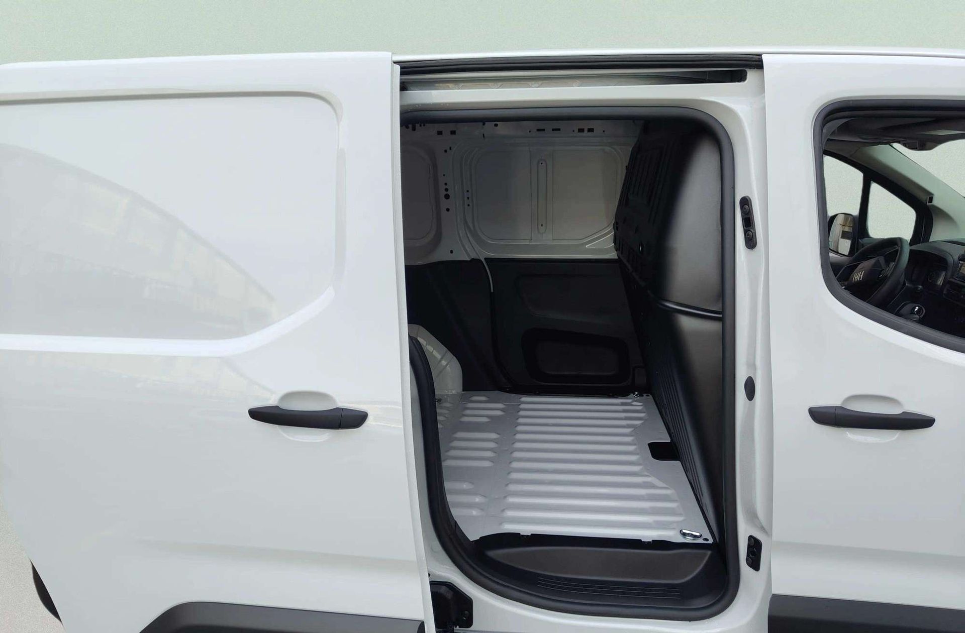 Fiat Doblò Furgon BlueHDi M - foto 15