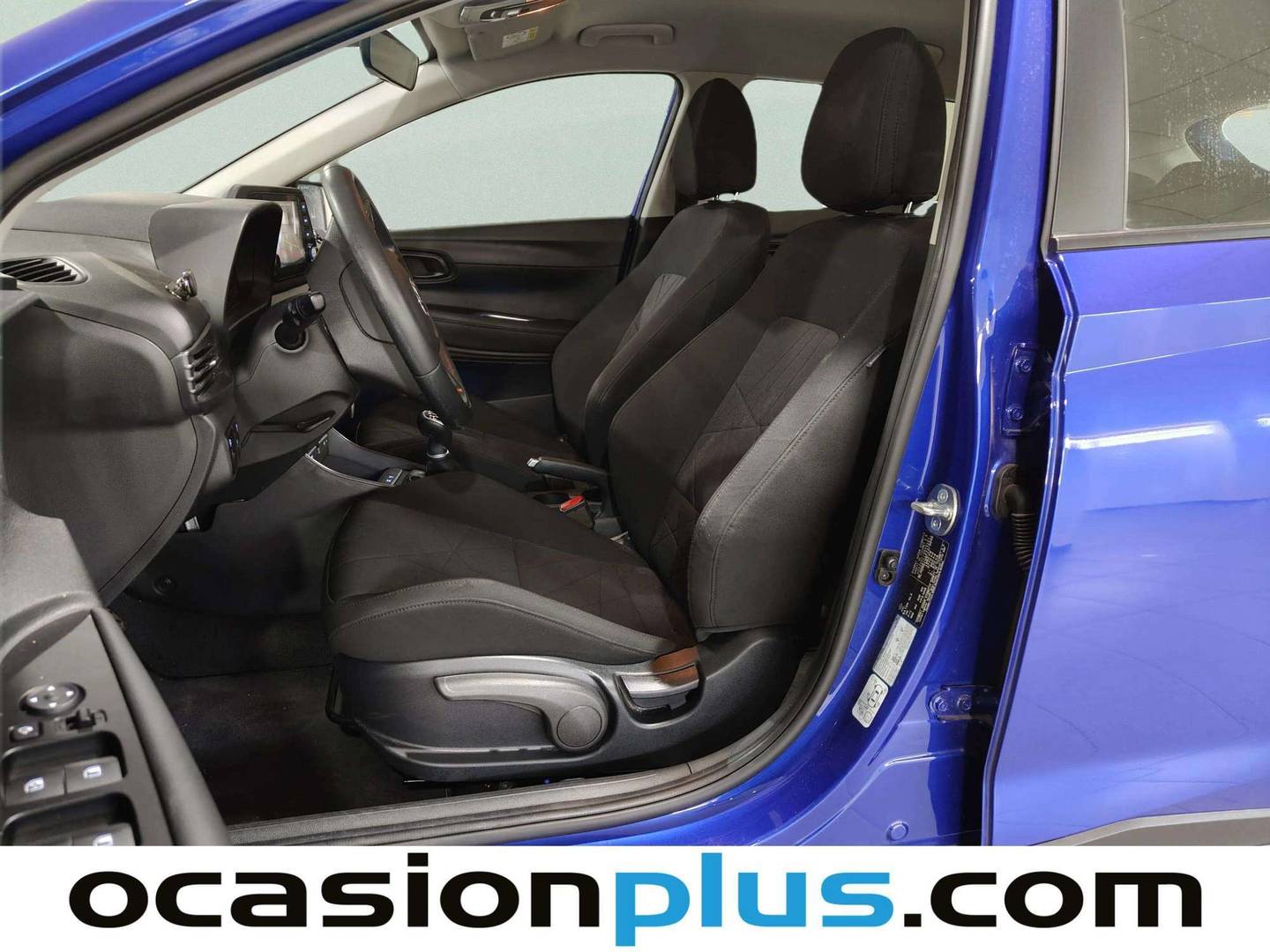 Foto asientos delanteros Hyundai Bayon Hyundai Bayon 1.0 TGDI 48V Maxx (100 CV)