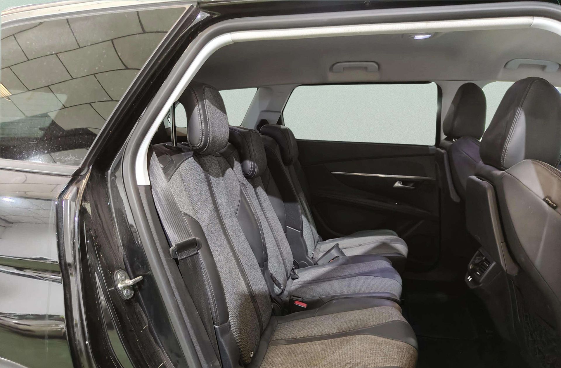 Peugeot 5008 BlueHDi 120 Allure EAT6 7 plazas - foto 17