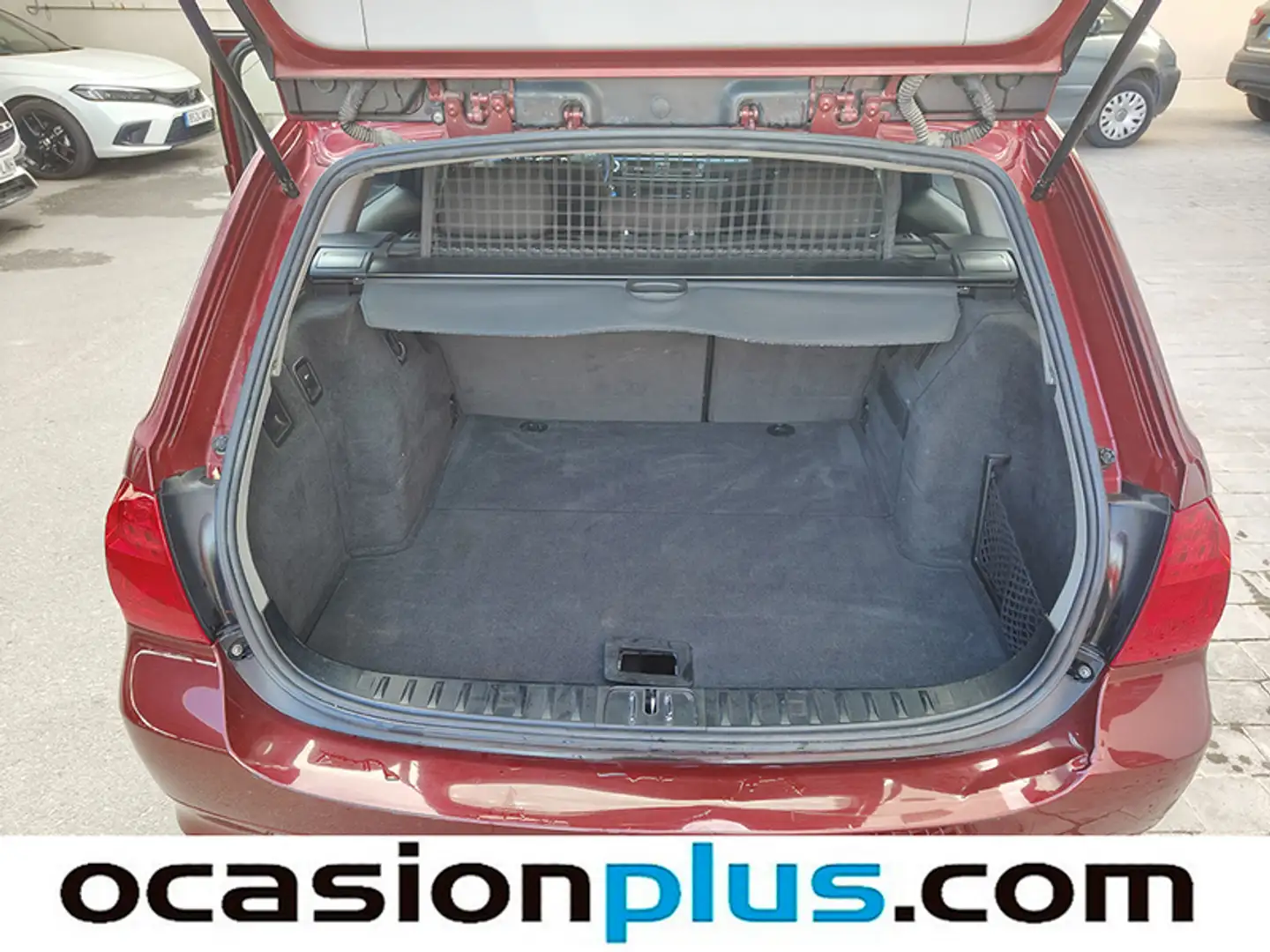 Foto BMW Serie 3 BMW Serie 3 318d Touring (143 CV)