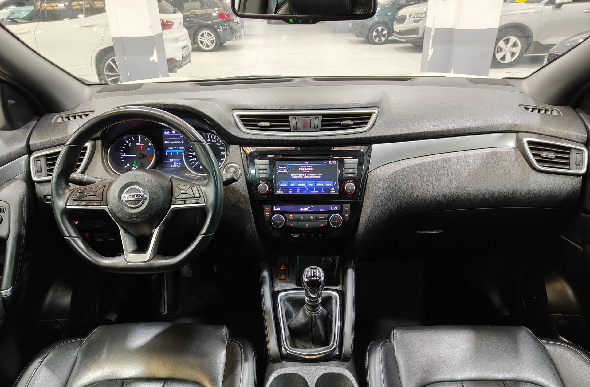 Nissan Qashqai dCi 150 Tekna+ - foto 10