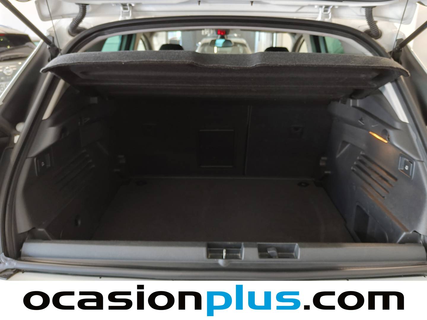 Foto Peugeot 3008 Peugeot 3008 PureTech 130 S&S Allure (130 CV)