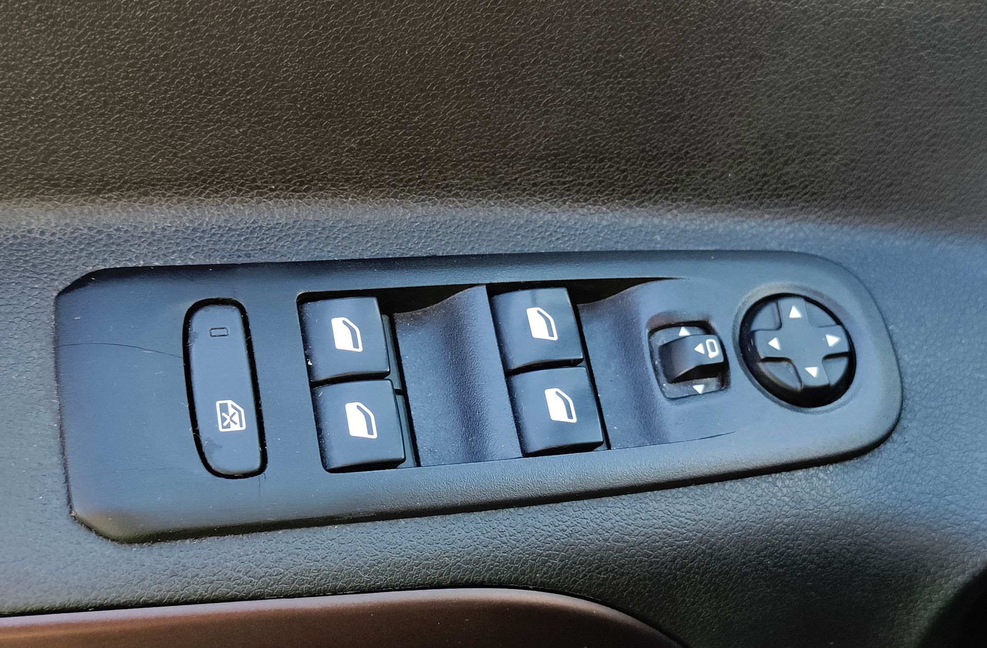Peugeot Rifter BlueHDi 130 GT Line Standard - foto 31