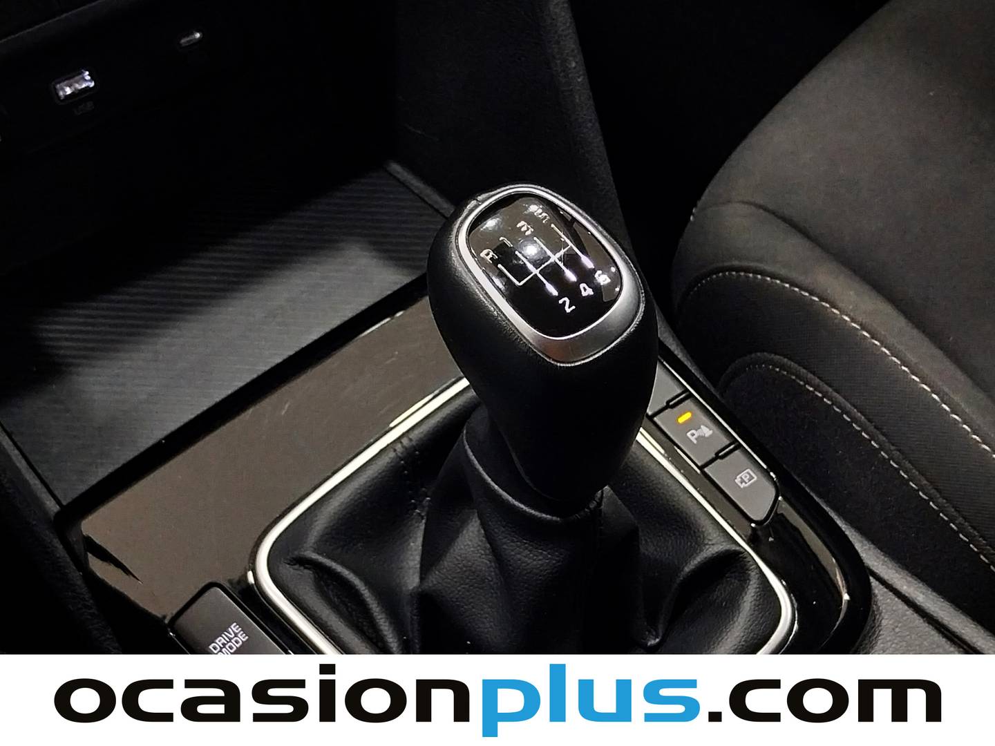 Foto KIA Sportage Kia Sportage 1.6 CRDi MHEV Business 4x2 (136 CV)