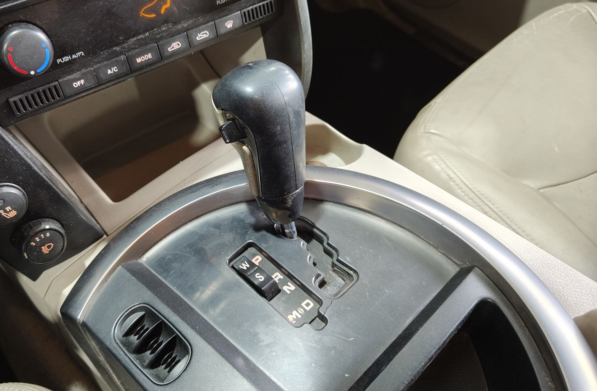 SsangYong Kyron 200 Xdi Limited - foto 6