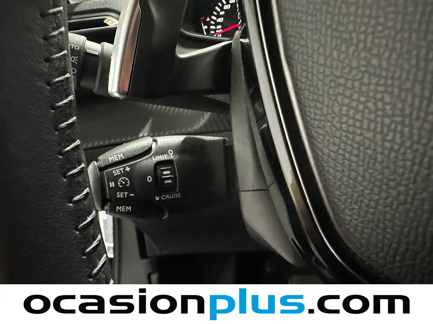 Foto Peugeot 2008 Peugeot 2008 BlueHDi 130 S&S Allure EAT8 (130 CV)