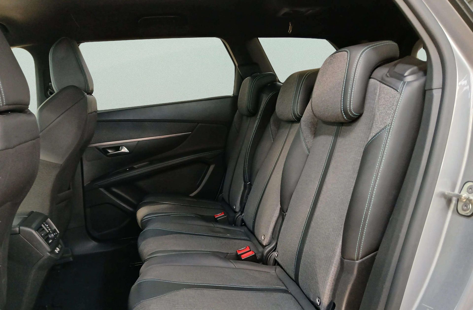 Peugeot 5008 PureTech 130 Allure Pack 7 plazas - foto 12
