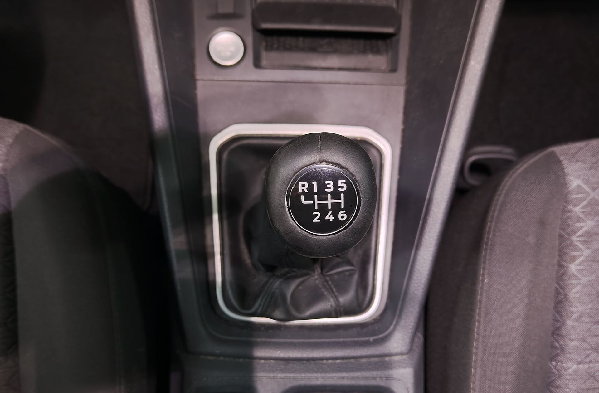 Ford Grand Tourneo Connect 1.5 EcoBoost Titanium - foto 5