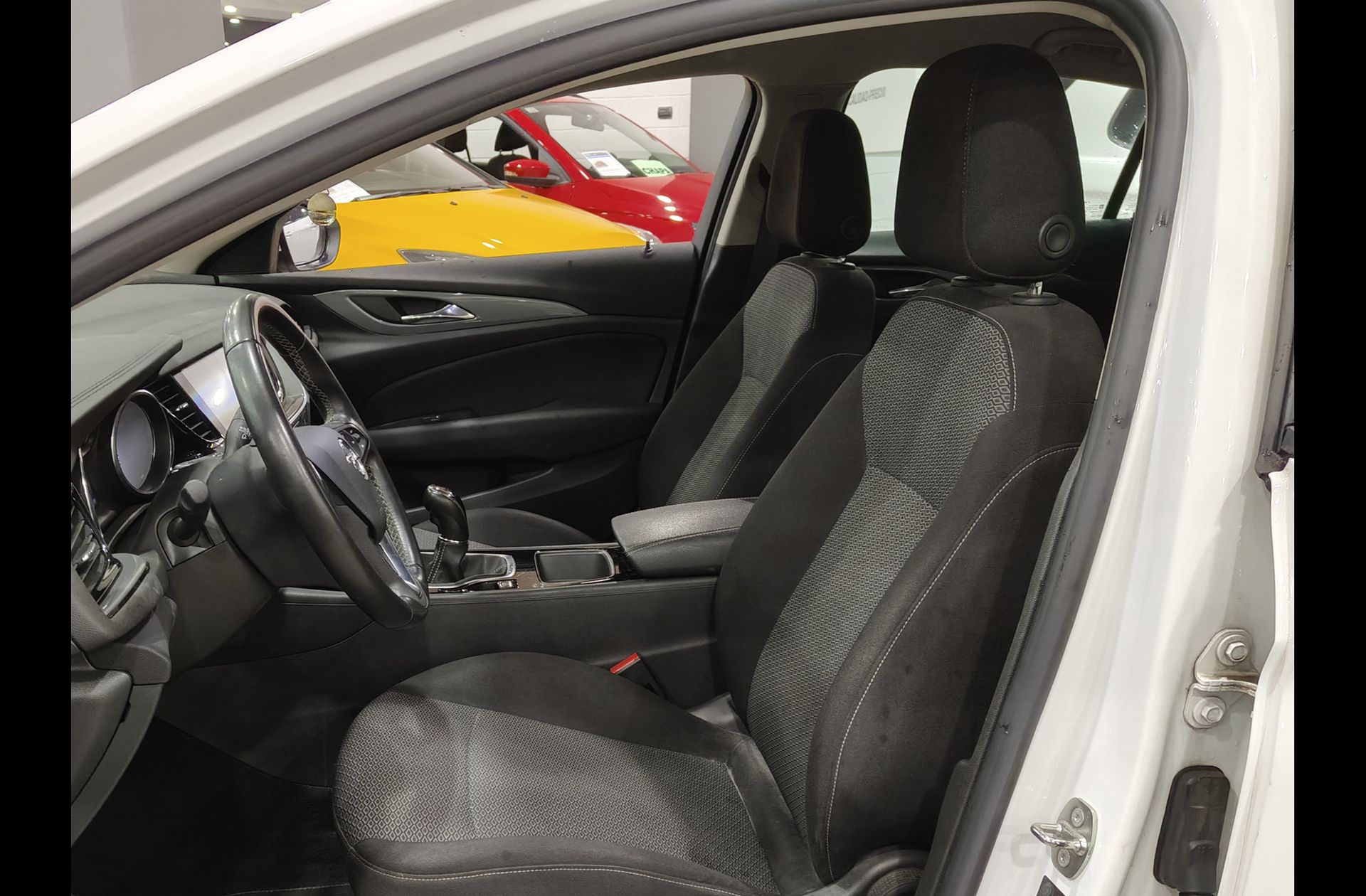 Opel Insignia GS 1.5 Turbo XFL Selective - foto 10