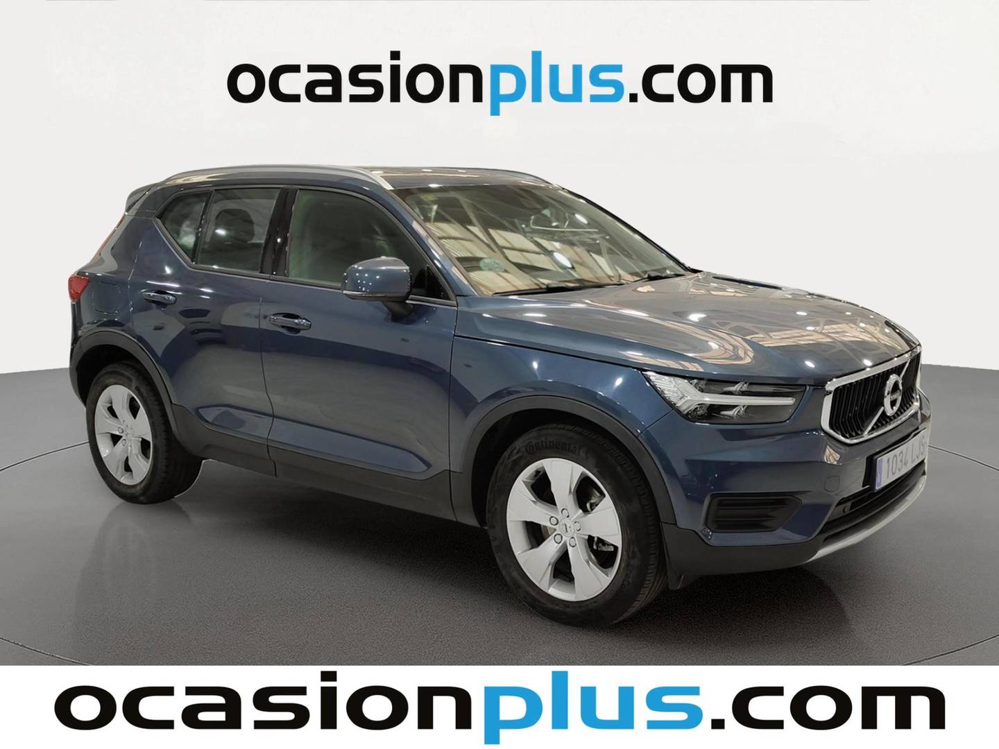 Foto delantera Volvo XC40 Volvo XC40 D3 Momentum AWD Auto (150 CV) derecha