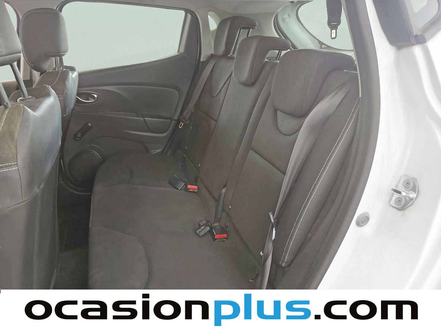 Foto asientos traseros Renault Clio Renault Clio Expression 1.2 16v (75 CV)
