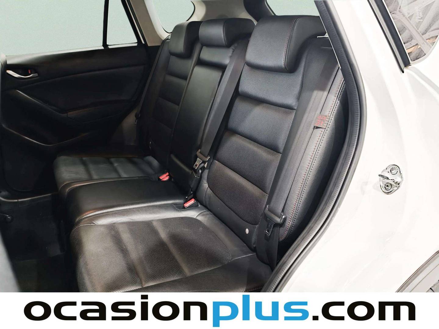 Foto asientos traseros Mazda CX-5 Mazda CX-5 2.2 DE Luxury 4WD AT (175 CV)