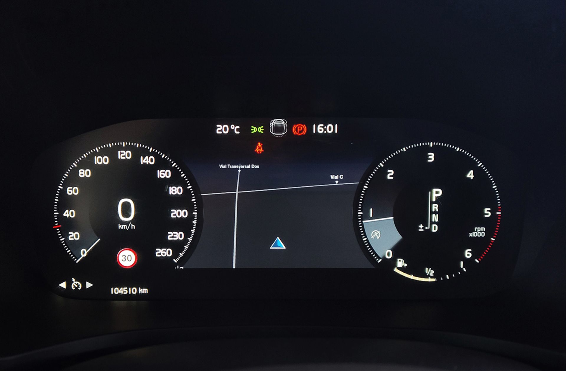 Volvo V60 D4 AWD - foto 24