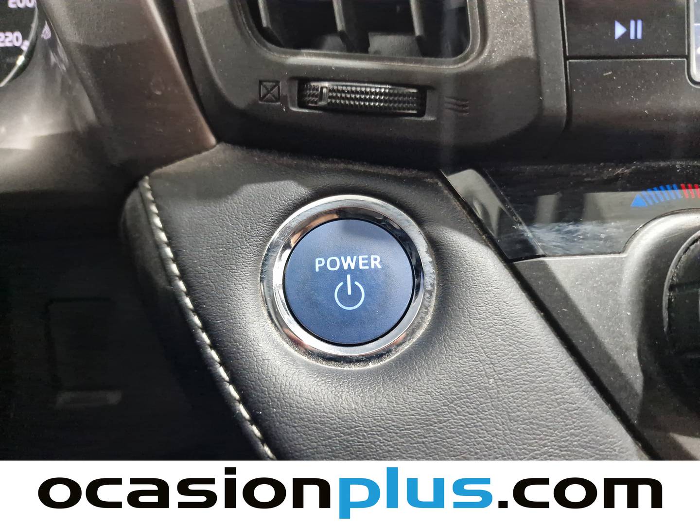 Accesorios del Toyota Rav4 Toyota Rav4 2.5l hybrid Advance Pack Drive 2WD (197 CV)