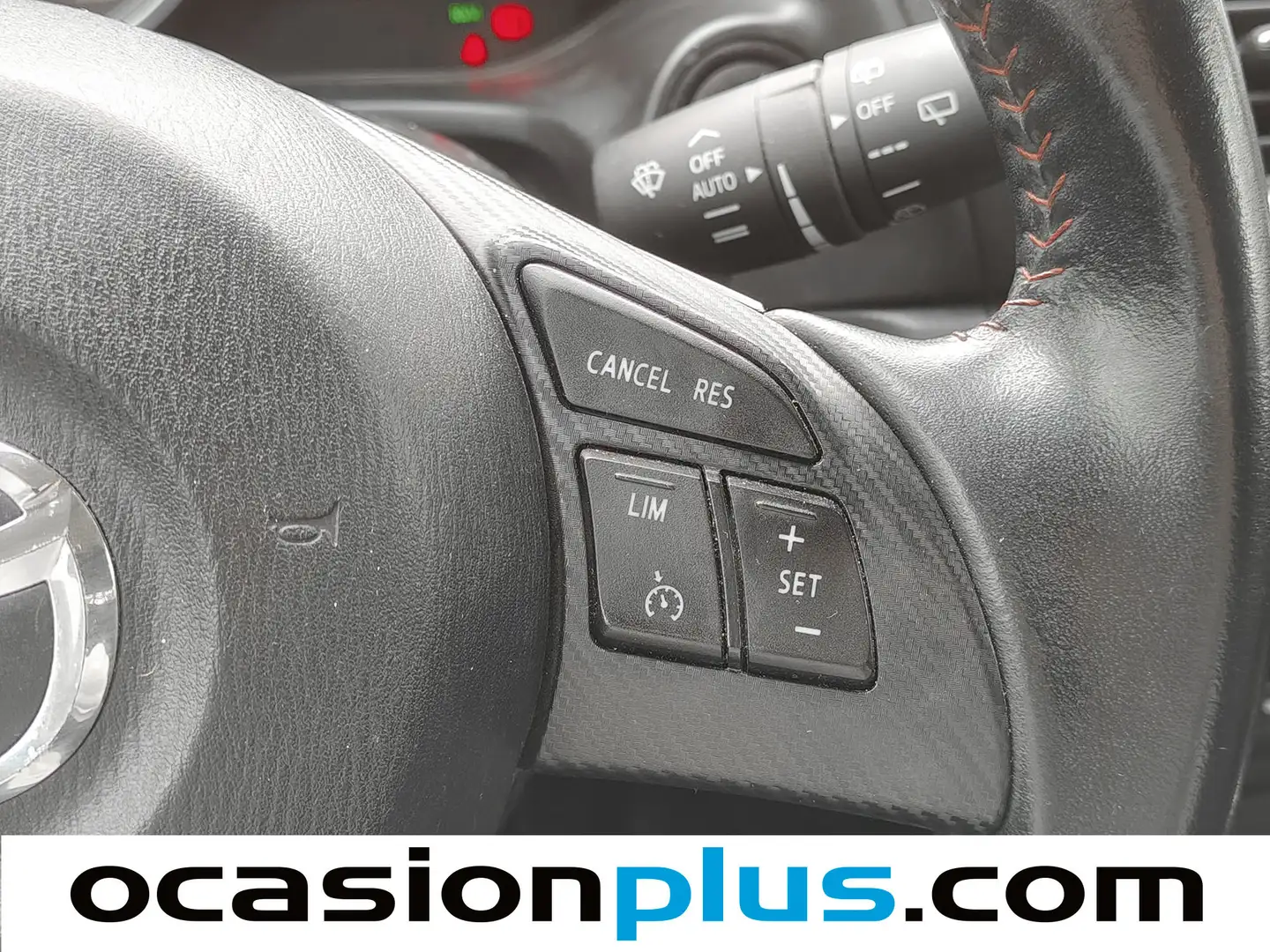 Foto Mazda Mazda3 Mazda Mazda 3 1.5 DE Luxury (105 CV)