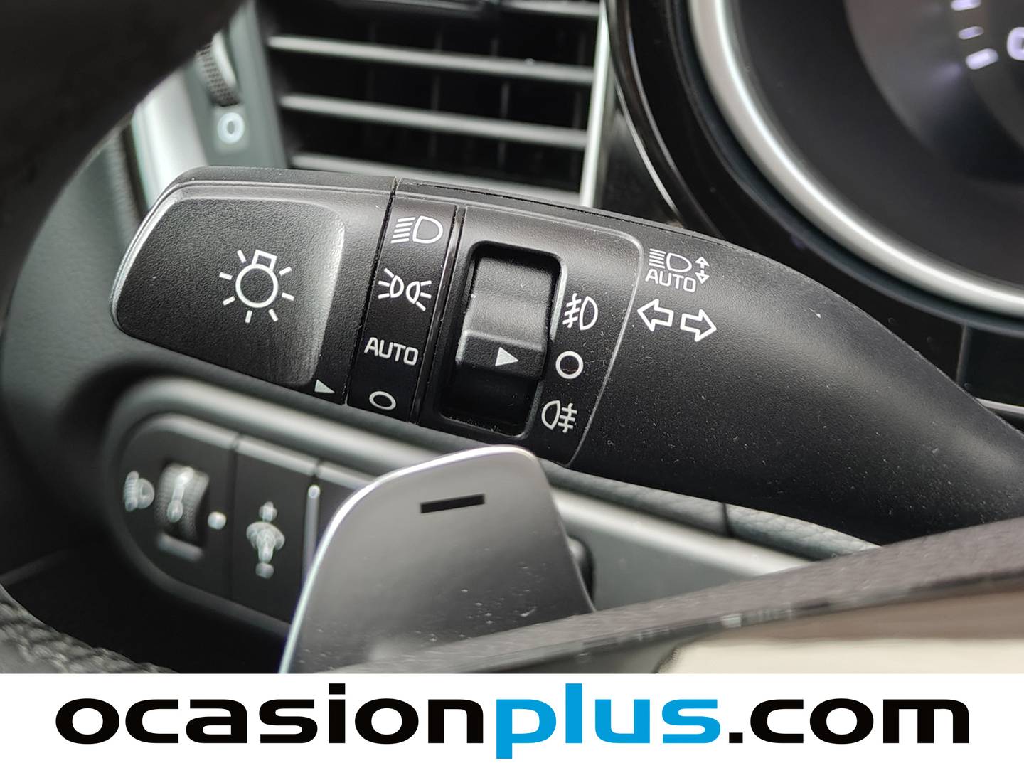 Foto KIA XCeed Kia XCeed 1.5 MHEV Tech DCT (160 CV)