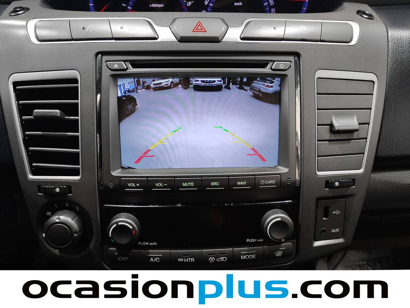 Equipamiento del SsangYong Rodius SsangYong Rodius 2.0 e-Xdi Premium (155 CV) 7 Plazas
