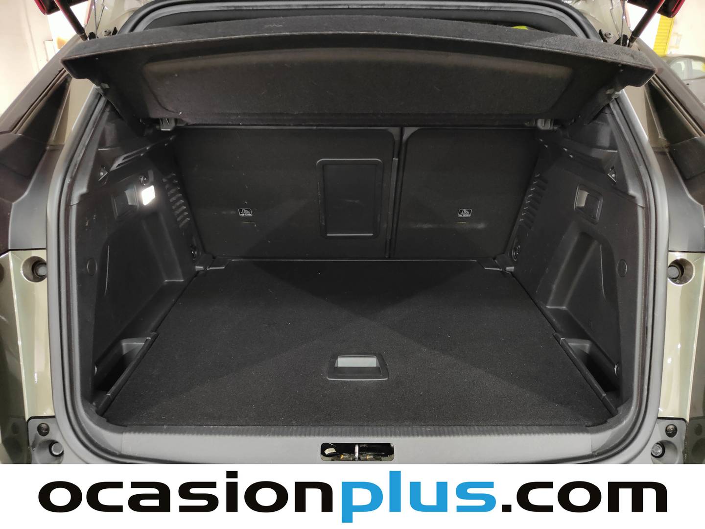 Foto Peugeot 3008 Peugeot 3008 BlueHDi 150 S&S GT Line (150 CV)