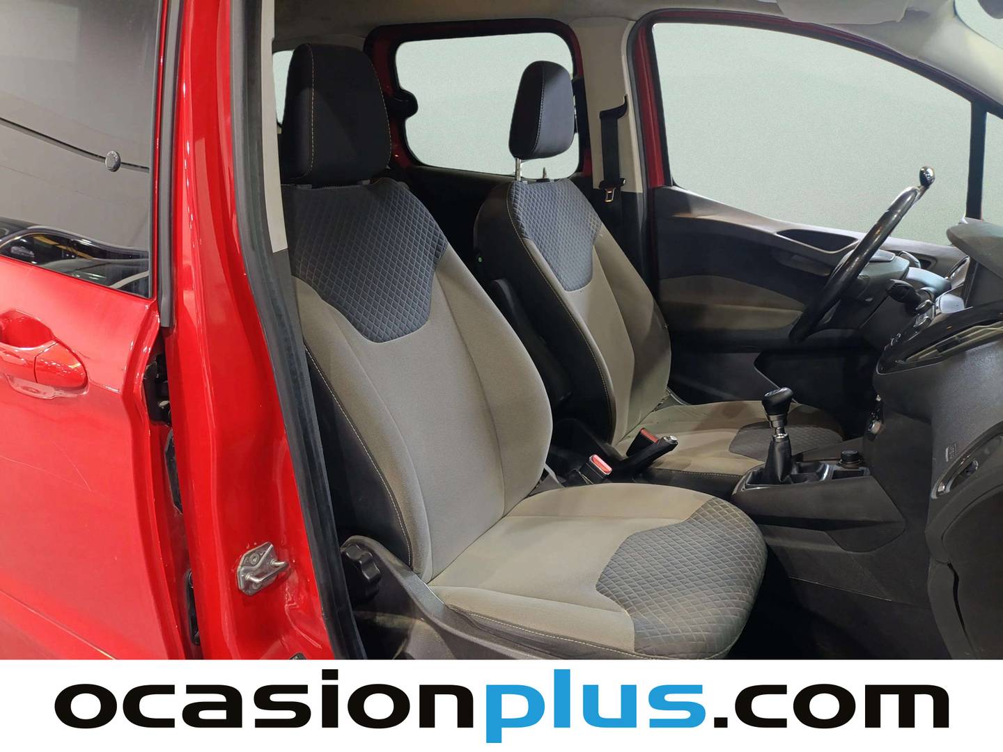 Ford Tourneo Courier Ford Tourneo Courier 1.0 EcoBoost Titanium (100 CV) al mejor precio