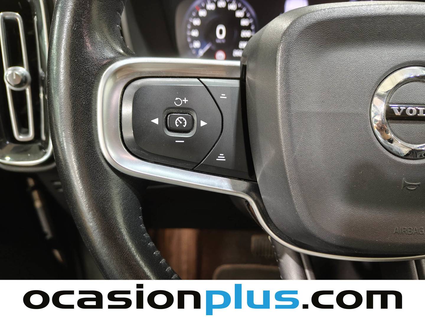 Volvo XC40 Volvo XC40 T4 Momentum Auto (190 CV) gasolina