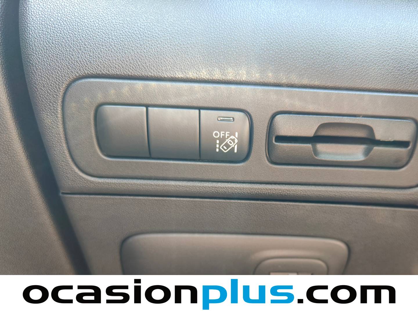 Extras del Citroën C3 Aircross Citroën C3 Aircross BlueHDi 110 S&S C-Series (110 CV)