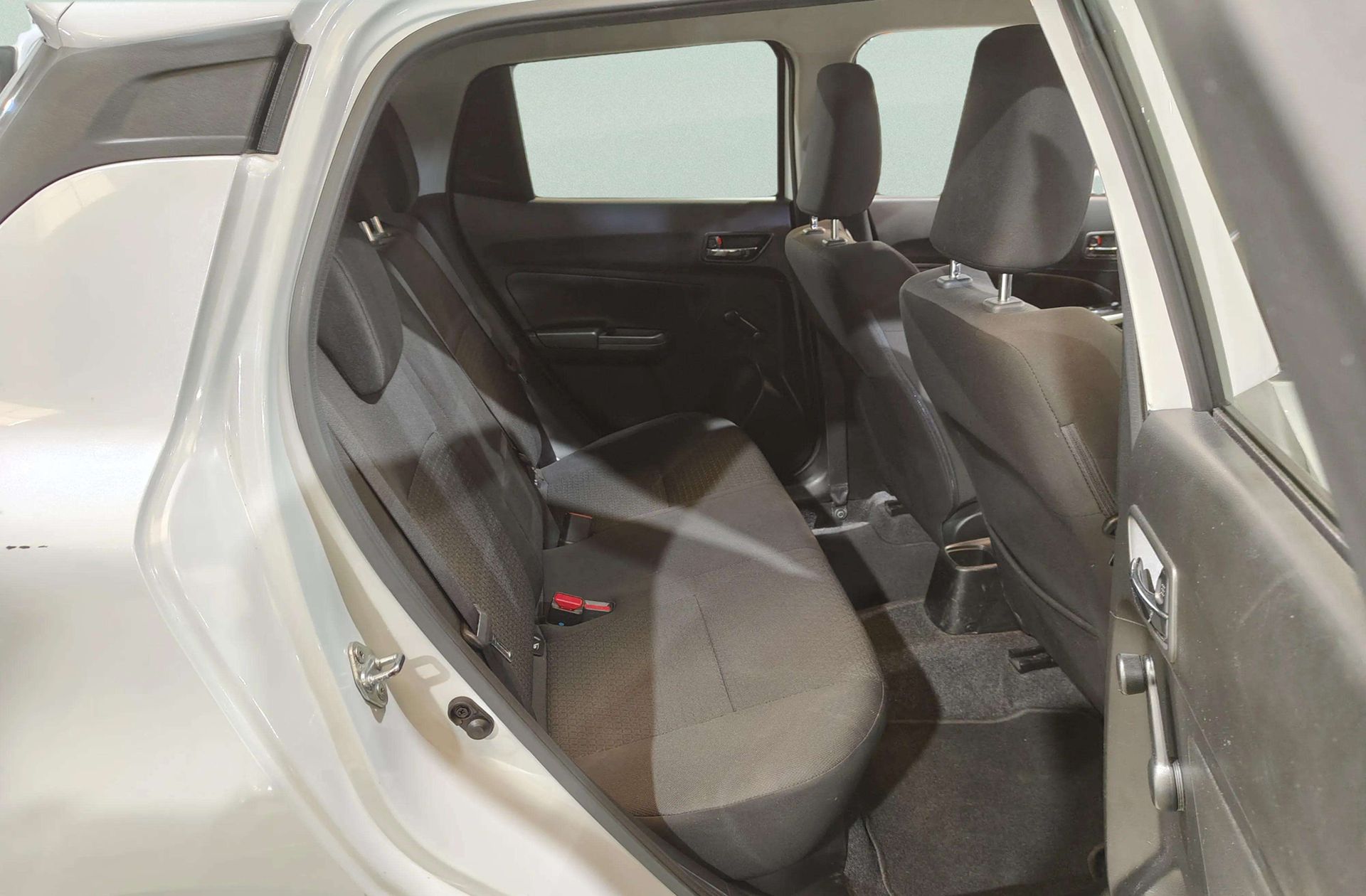 Suzuki Swift 1.2 GLE - foto 16