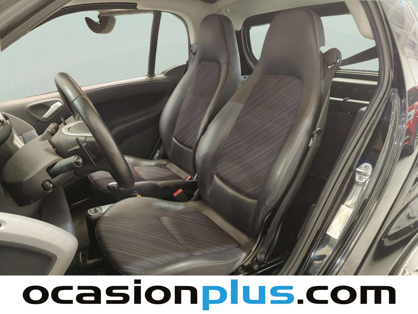Foto asientos delanteros Smart fortwo Smart ForTwo Coupe Pulse (71 CV)